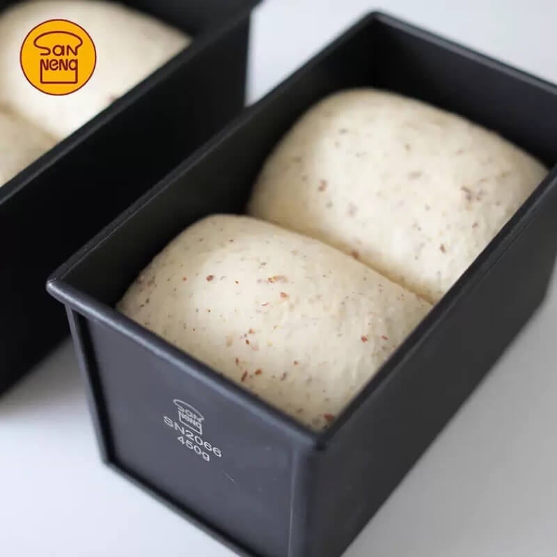 พิมพ์อบขนมปังนอนสติ๊ก Sanneng SN2066 ขนาด 450 กรัม_9